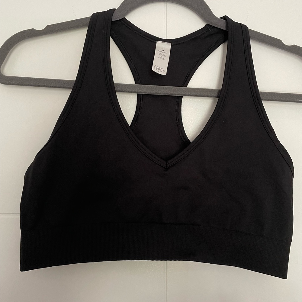 lululemon sports bra